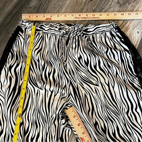 vintage FREDERICKS OF HOLLYWOOD Satin Zebra Pants Lace Side Panel Size Small - Picture 10 of 10